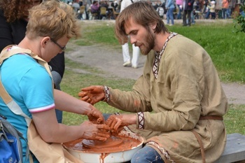 С 21 по 24 июля в Горном парке «Рускеала» пройдет Региональный фестиваль народных промыслов и ремесел «Город мастеров».